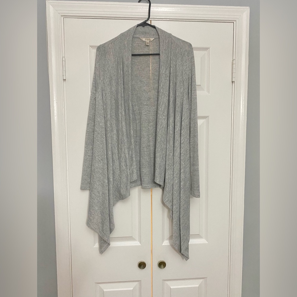 Lovely gray sweater